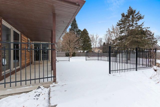 2560 ST STEVEN COURT, Green Bay, WI 54304