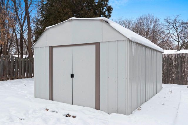 2560 ST STEVEN COURT, Green Bay, WI 54304