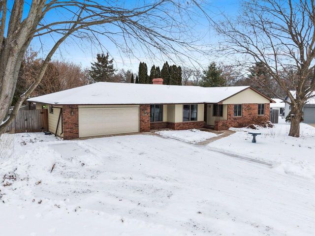 2560 ST STEVEN COURT, Green Bay, WI 54304