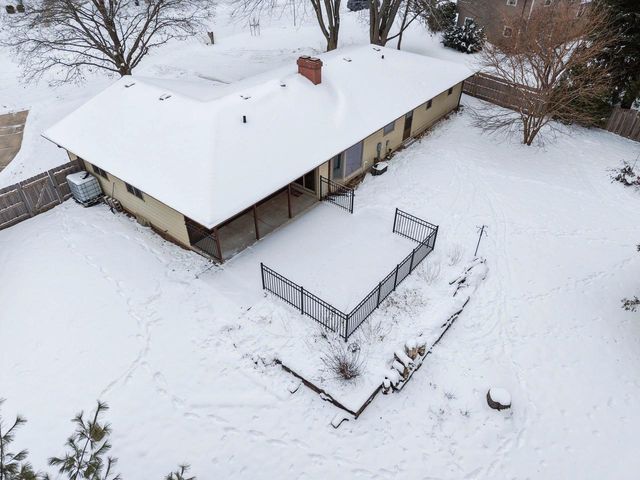 2560 ST STEVEN COURT, Green Bay, WI 54304