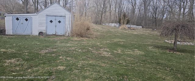 3220 W Miller Road, Lansing, MI 48911