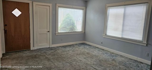 3220 W Miller Road, Lansing, MI 48911