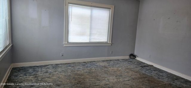 3220 W Miller Road, Lansing, MI 48911