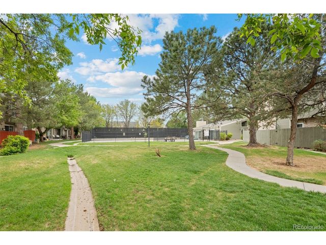 3407 S Ammons St 20-6, Lakewood, CO 80227