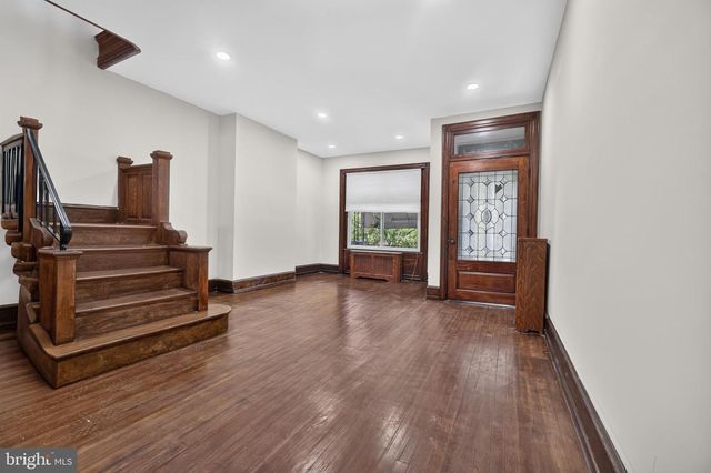 5452 CATHARINE ST, Philadelphia, PA 19143