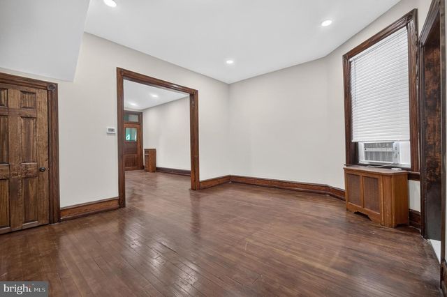 5452 CATHARINE ST, Philadelphia, PA 19143
