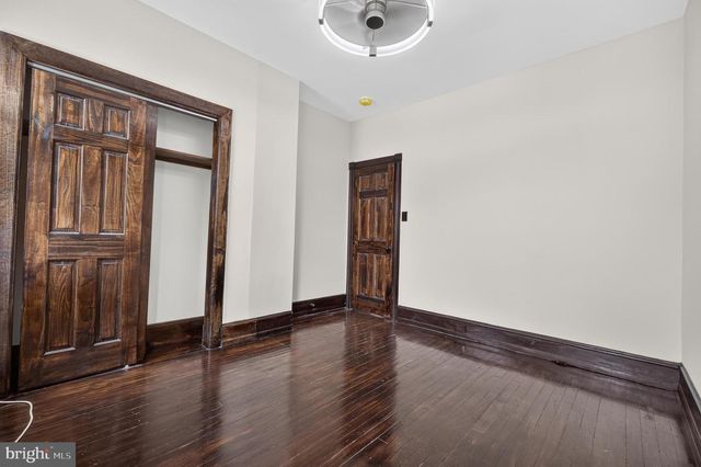 5452 CATHARINE ST, Philadelphia, PA 19143