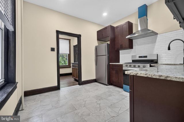 5452 CATHARINE ST, Philadelphia, PA 19143