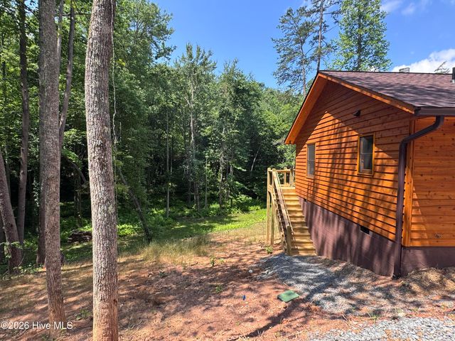 109 Chestnut Oaks Drive, Murphy, NC 28906