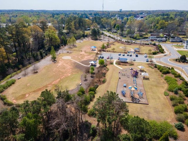 19 Harpers Farm Drive, Newnan, GA 30263