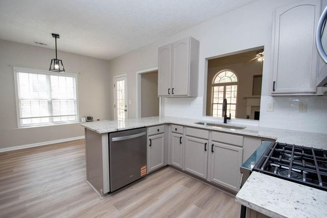 19 Harpers Farm Drive, Newnan, GA 30263