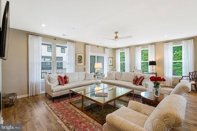 4149 RED MULBERRY DR, Fairfax, VA 22033