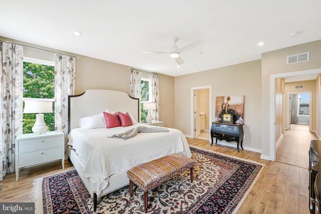 4149 RED MULBERRY DR, Fairfax, VA 22033