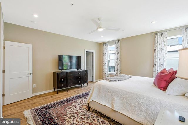 4149 RED MULBERRY DR, Fairfax, VA 22033