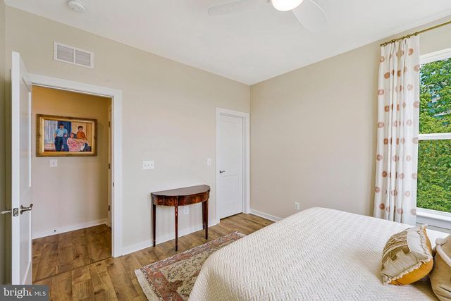 4149 RED MULBERRY DR, Fairfax, VA 22033