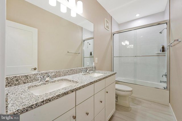 4149 RED MULBERRY DR, Fairfax, VA 22033