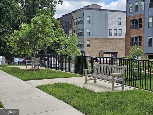 4149 RED MULBERRY DR, Fairfax, VA 22033