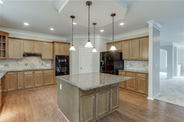 5971 Peacock Lane, Hoschton, GA 30548