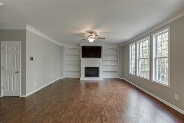 5971 Peacock Lane, Hoschton, GA 30548