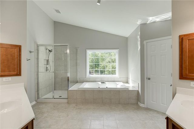 5971 Peacock Lane, Hoschton, GA 30548