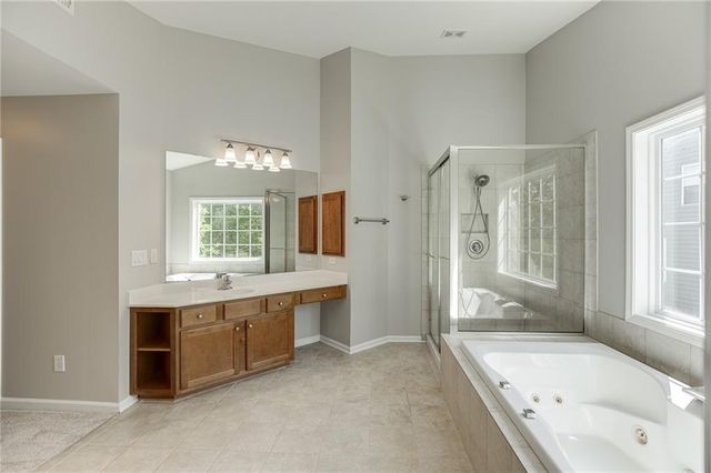 5971 Peacock Lane, Hoschton, GA 30548