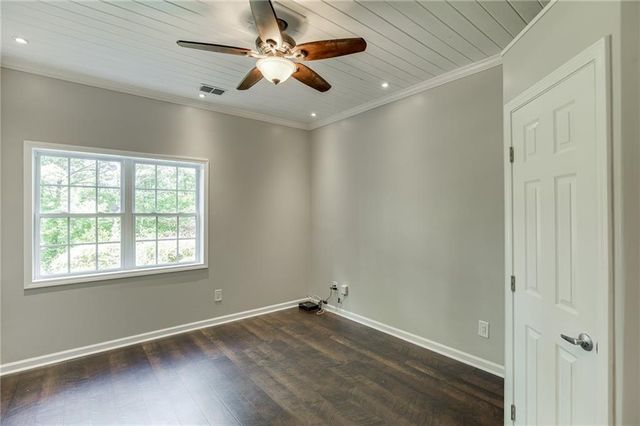 5971 Peacock Lane, Hoschton, GA 30548