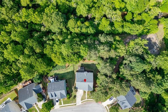 5971 Peacock Lane, Hoschton, GA 30548