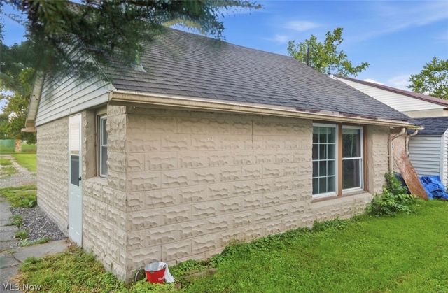 153 N Dunlap Avenue, Youngstown, OH 44509
