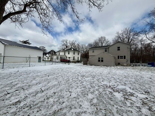 2646 Youngstown Lockport Road, Porter, NY 14131