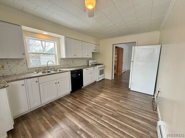 2646 Youngstown Lockport Road, Porter, NY 14131