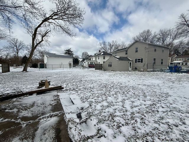 2646 Youngstown Lockport Road, Porter, NY 14131