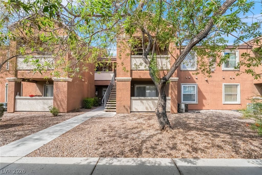 555 East Silverado Ranch Boulevard 2038, Las Vegas, NV 89183 — exterior