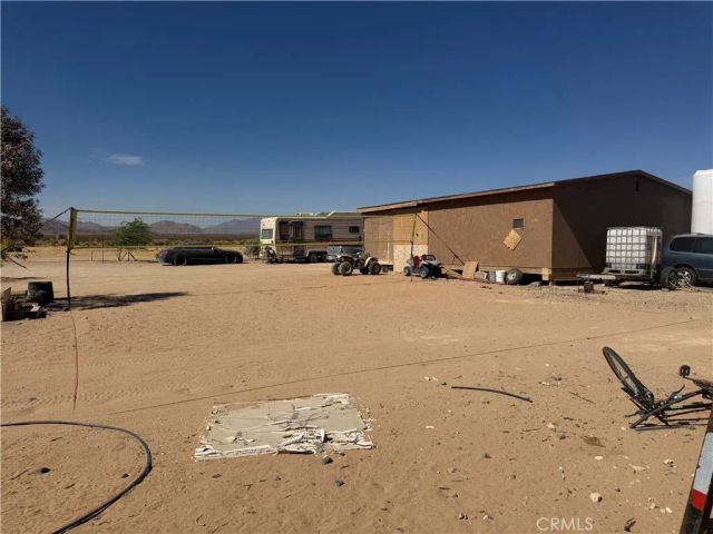 1 North Side, Lucerne Valley, CA 92356