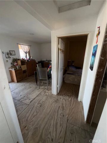 1 North Side, Lucerne Valley, CA 92356