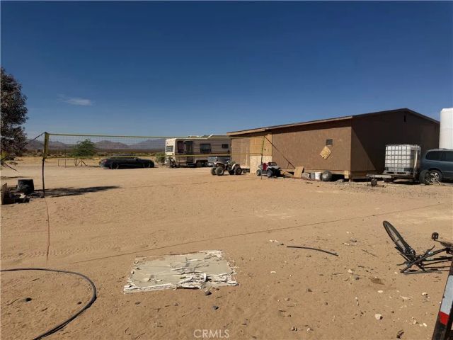 1 North Side, Lucerne Valley, CA 92356