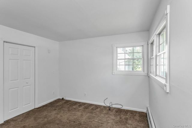 14 Prade Lane, Massapequa Park, NY 11762