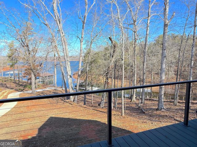 73 Yacht Club Pointe, Hartwell, GA 30643