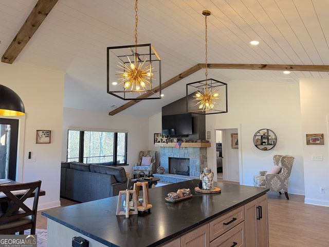 73 Yacht Club Pointe, Hartwell, GA 30643