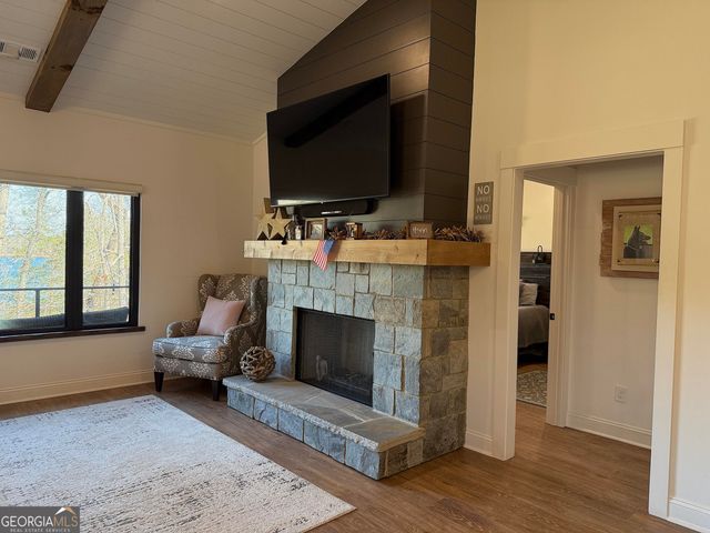 73 Yacht Club Pointe, Hartwell, GA 30643