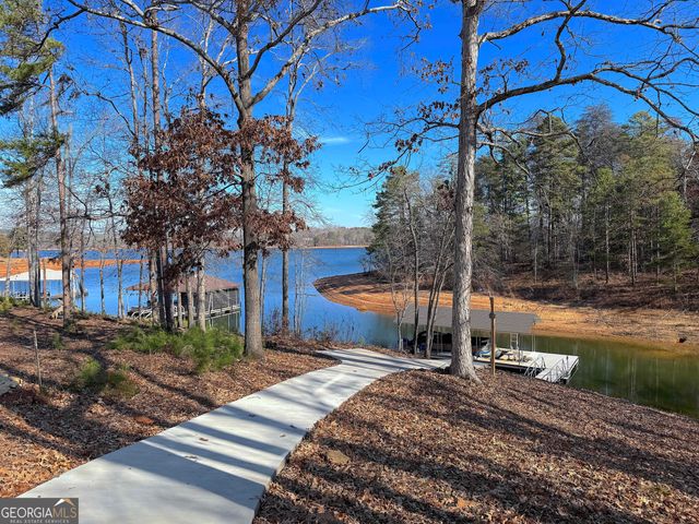 73 Yacht Club Pointe, Hartwell, GA 30643
