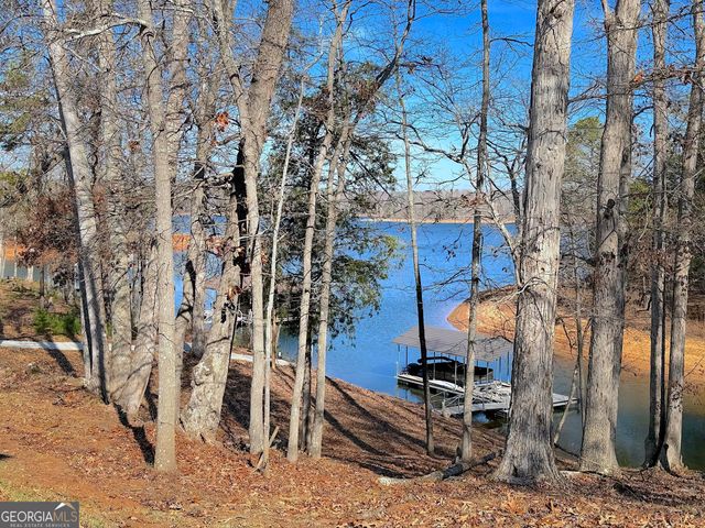 73 Yacht Club Pointe, Hartwell, GA 30643