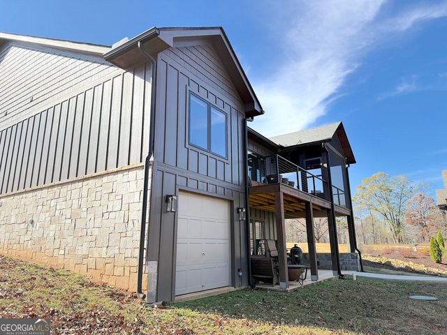 73 Yacht Club Pointe, Hartwell, GA 30643