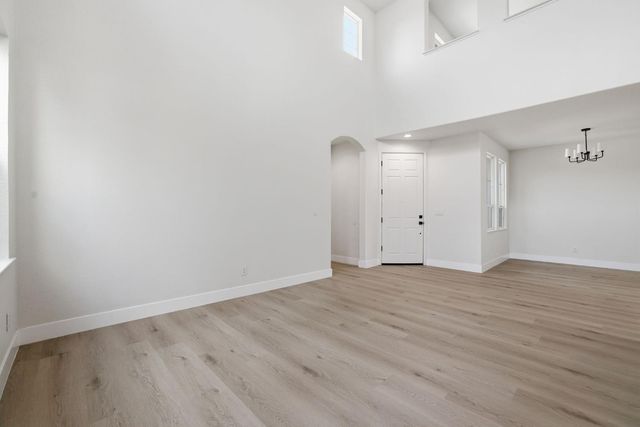 6487 Osprey Ct, Rocklin, CA 95765