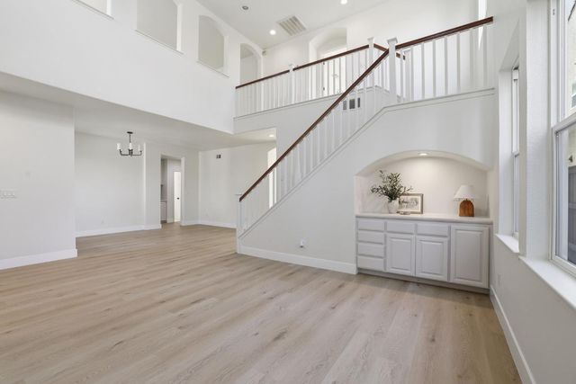 6487 Osprey Ct, Rocklin, CA 95765