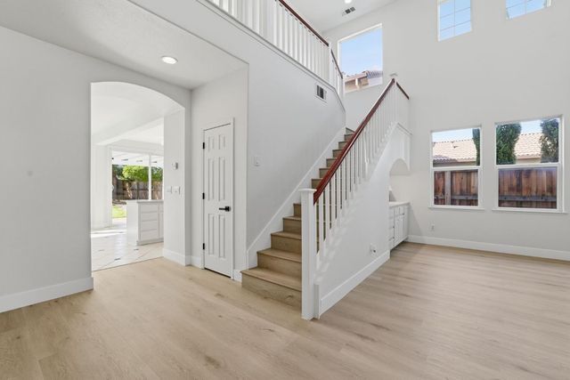 6487 Osprey Ct, Rocklin, CA 95765