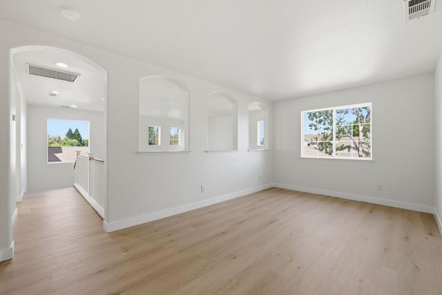 6487 Osprey Ct, Rocklin, CA 95765