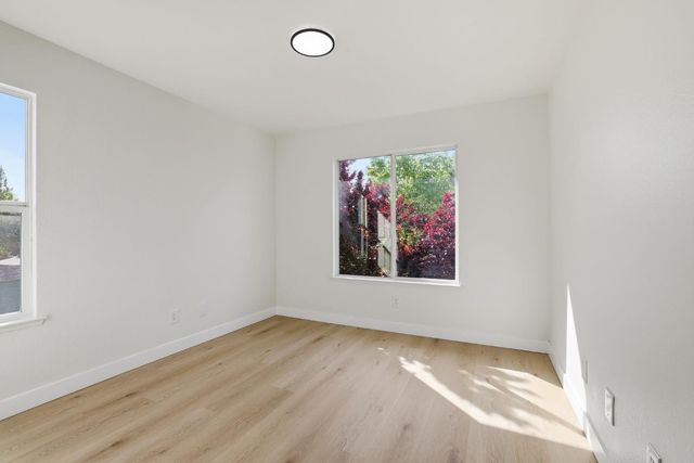 6487 Osprey Ct, Rocklin, CA 95765