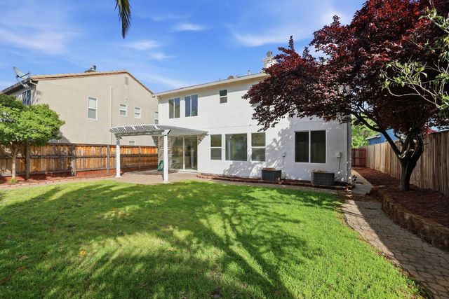 6487 Osprey Ct, Rocklin, CA 95765