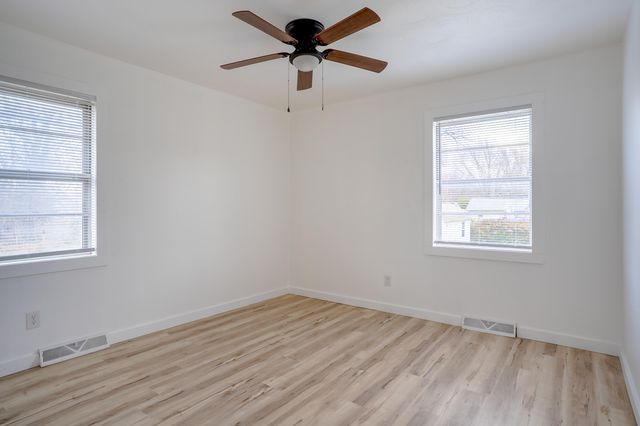 917 E Kerr Street, Springfield, MO 65803