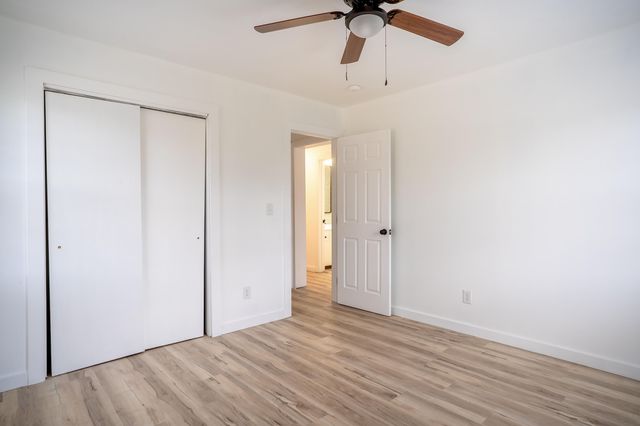 917 E Kerr Street, Springfield, MO 65803